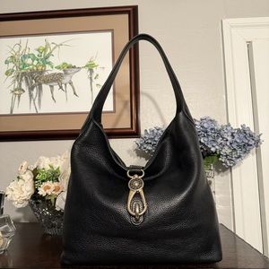 Dooney and Burke shoulder lock sac